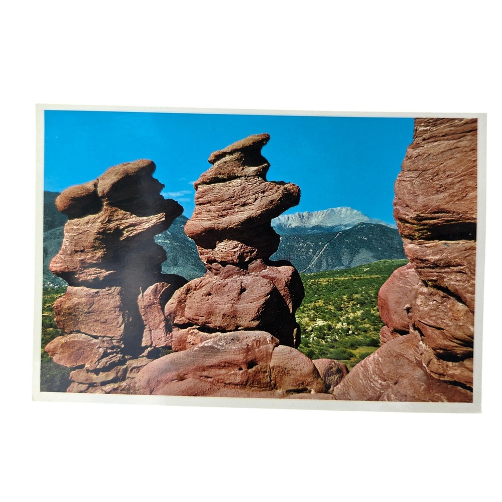 Garden of the Gods Siamese Twins Pikes Peak Colorado Vintage Postcard S131